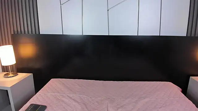 Snapshot of liz_goth chatting on February 24, 12:59 pm liz goth online show from February 24, 12:59 pm