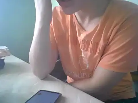 Snapshot of MikaKors chatting on December 22, 4:50 am MikaKors online show from December 22, 4:50 am