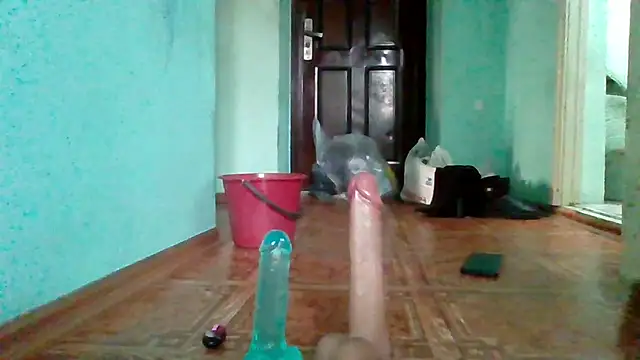 Snapshot of MikaKors chatting on January 12, 10:45 am MikaKors online show from January 12, 10:45 am