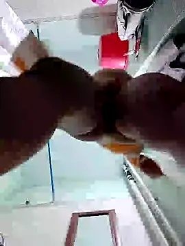 Snapshot of MikaKors chatting on January 15, 3:33 am MikaKors online show from January 15, 3:33 am