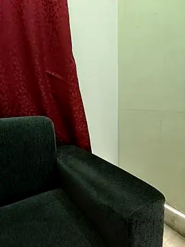 Snapshot of Cute_Kritika chatting on April 14, 3:45 am Cute Kritika online show from April 14, 3:45 am