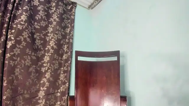 Snapshot of Nathaly_love96 chatting on February 8, 12:47 am Nathaly love96 online show from February 8, 12:47 am