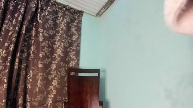 Snapshot of Nathaly_love96 chatting on February 21, 11:17 pm Nathaly love96 online show from February 21, 11:17 pm
