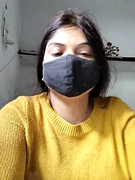 illay love online show from February 22, 9:30 am