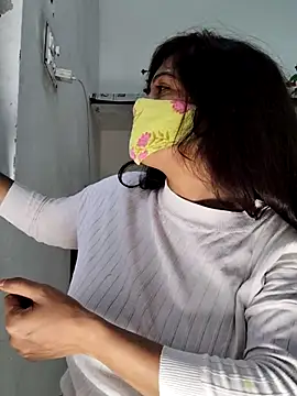 illay love online show from February 26, 7:18 am