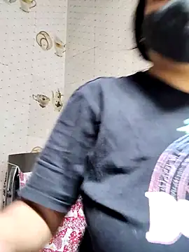 illay love online show from April 12, 3:11 am