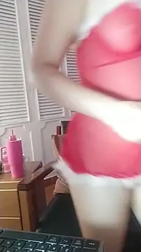 Adel Nesbiit online show from December 1, 7:41 pm