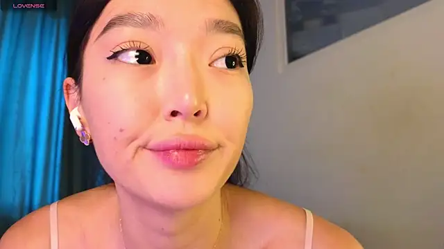 AudreyMell online show from July 9, 7:56 am