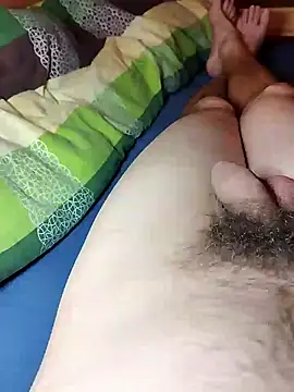 Snapshot of Crazzy_Maiky chatting on December 9, 9:16 pm Crazzy Maiky online show from December 9, 9:16 pm