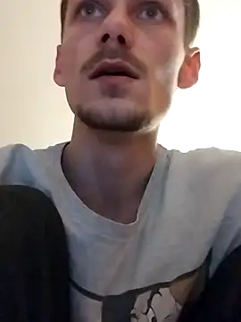 Snapshot of Crazzy_Maiky chatting on January 11, 9:25 pm Crazzy Maiky online show from January 11, 9:25 pm