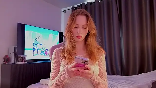 Snapshot of elfinvibes chatting on April 21, 10:21 am elfinvibes online show from April 21, 10:21 am