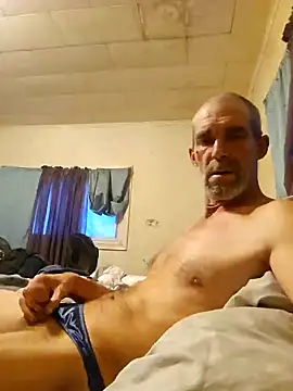 Snapshot of cassinova68 chatting on January 11, 10:07 pm cassinova68 online show from January 11, 10:07 pm