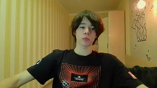 Snapshot of gayGamogey chatting on March 18, 5:31 pm gayGamogey online show from March 18, 5:31 pm