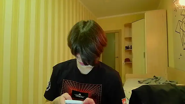 Snapshot of gayGamogey chatting on March 20, 7:25 pm gayGamogey online show from March 20, 7:25 pm