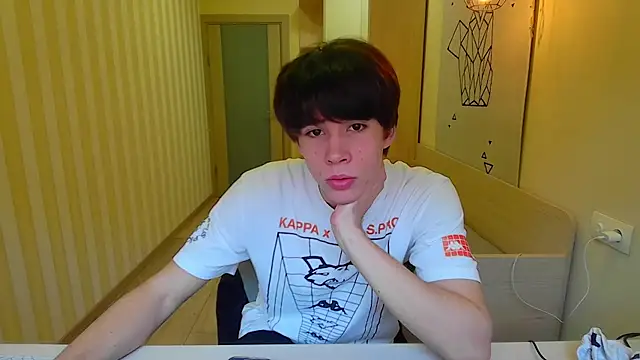 Snapshot of gayGamogey chatting on November 20, 11:43 am gayGamogey online show from November 20, 11:43 am