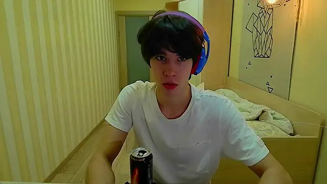 Snapshot of gayGamogey chatting on January 6, 7:39 pm gayGamogey online show from January 6, 7:39 pm