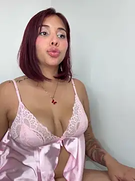 LucyMartelli online show from February 19, 9:03 pm