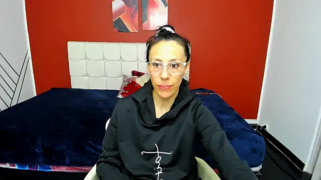 Snapshot of Abrillee1 chatting on January 12, 3:17 am Abrillee1 online show from January 12, 3:17 am