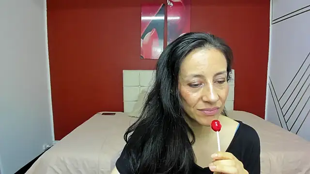 Snapshot of Abrillee1 chatting on February 6, 1:16 am Abrillee1 online show from February 6, 1:16 am