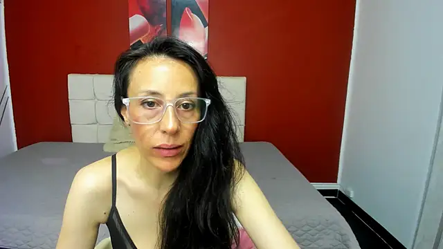 Snapshot of Abrillee1 chatting on February 27, 10:53 pm Abrillee1 online show from February 27, 10:53 pm