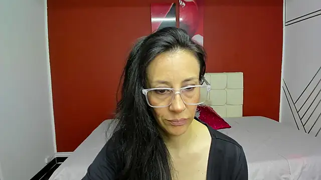 Snapshot of Abrillee1 chatting on March 5, 10:21 pm Abrillee1 online show from March 5, 10:21 pm