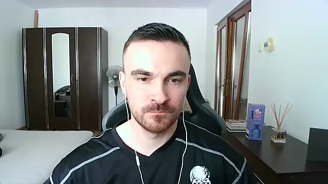 mu5clemania2 online show from April 7, 12:05 pm