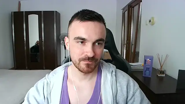 mu5clemania2 online show from April 17, 11:24 am