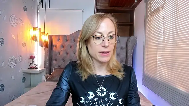 Snapshot of SammySanders chatting on January 3, 5:10 pm SammySanders online show from January 3, 5:10 pm