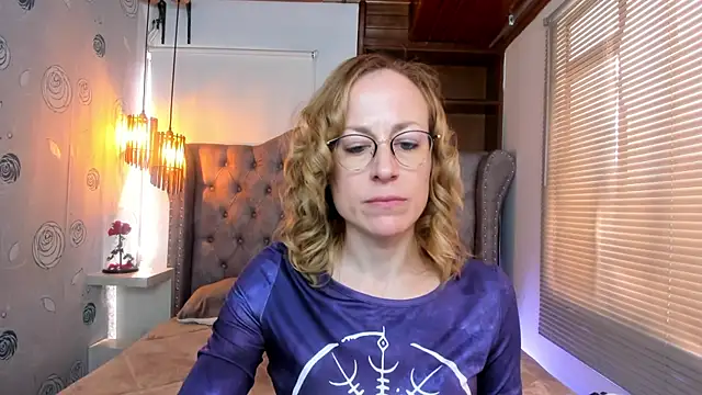 Snapshot of SammySanders chatting on February 4, 4:08 pm SammySanders online show from February 4, 4:08 pm