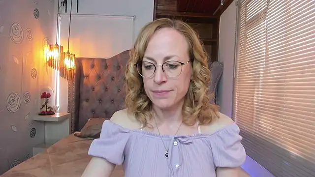 Snapshot of SammySanders chatting on February 18, 7:30 pm SammySanders online show from February 18, 7:30 pm