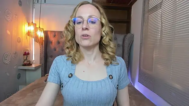 Snapshot of SammySanders chatting on February 25, 7:58 pm SammySanders online show from February 25, 7:58 pm