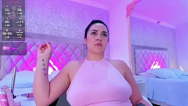 Snapshot of brianaGuzman chatting on January 28, 5:03 pm brianaGuzman online show from January 28, 5:03 pm