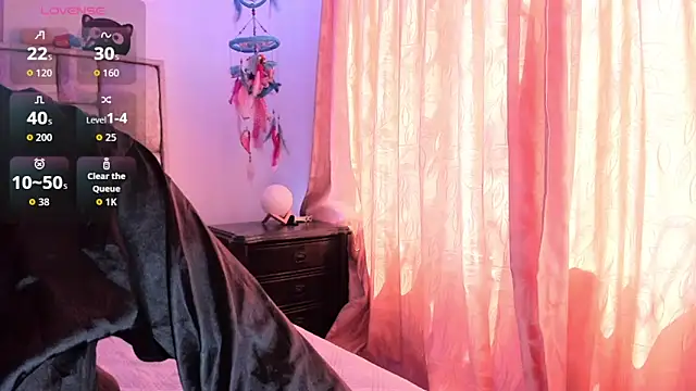 Snapshot of brianaGuzman chatting on November 8, 4:51 pm brianaGuzman online show from November 8, 4:51 pm