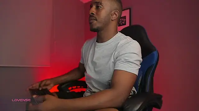 Snapshot of adamjackson_ chatting on September 24, 1:20 am adamjackson online show from September 24, 1:20 am