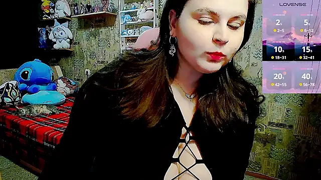 Snapshot of WhisperInTheDarkk chatting on February 10, 9:30 pm WhisperInTheDarkk online show from February 10, 9:30 pm