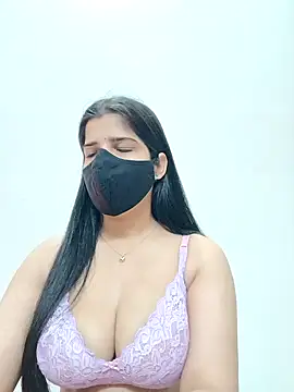 Snapshot of aaliya_bhattt chatting on December 31, 5:00 am aaliya bhattt online show from December 31, 5:00 am