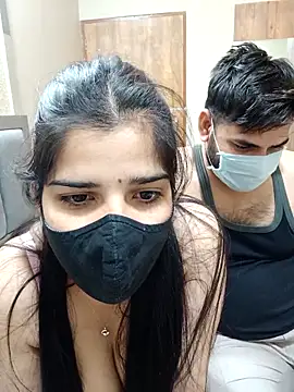 Snapshot of aaliya_bhattt chatting on March 6, 1:46 pm aaliya bhattt online show from March 6, 1:46 pm