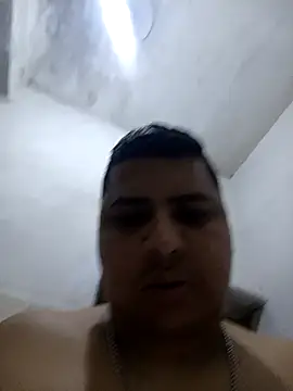 11anduardo online show from November 17, 4:07 am