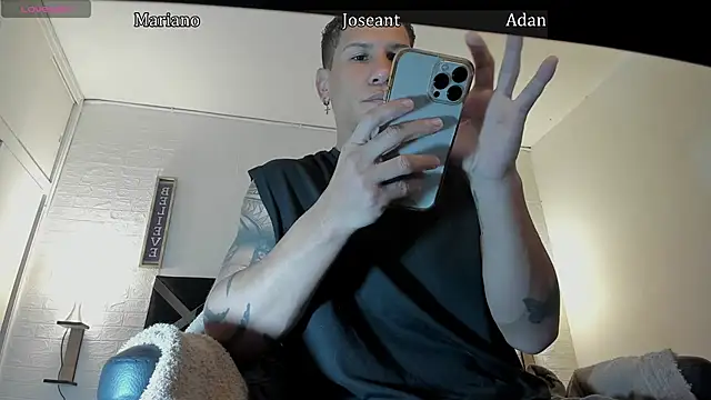 nakedfoam1 online show from November 10, 12:04 pm