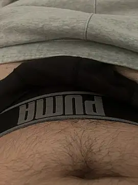 Snapshot of Napoletano17 chatting on February 19, 1:40 pm Napoletano17 online show from February 19, 1:40 pm