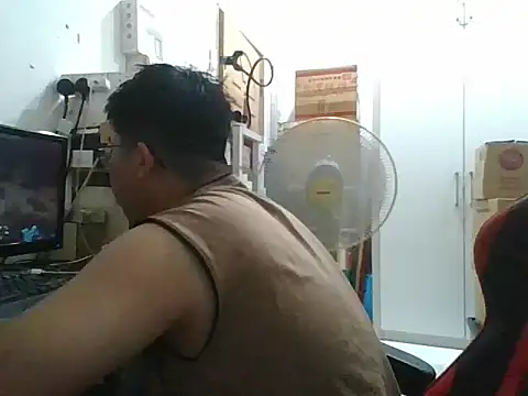 Snapshot of shyboymasturbation chatting on January 15, 2:56 pm shyboymasturbation online show from January 15, 2:56 pm