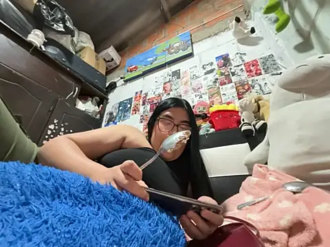 dafne19  online show from March 15, 4:18 am