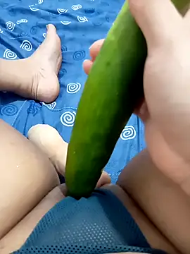 ambarlennoix online show from October 30, 8:16 am