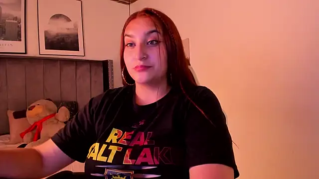 Snapshot of Alaia_Cute chatting on January 9, 8:13 am Alaia Cute online show from January 9, 8:13 am
