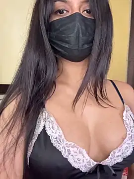 Snapshot of Aakanshaa__ chatting on May 9, 9:47 am Aakanshaa online show from May 9, 9:47 am