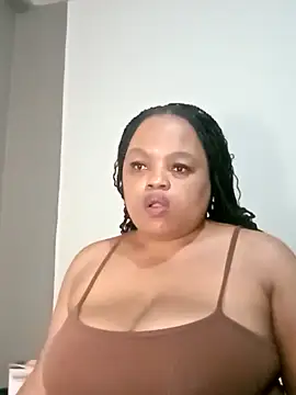 hugemelonsxxx online show from March 1, 9:15 pm