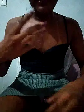 Snapshot of alexatransgata chatting on June 24, 1:15 am alexatransgata online show from June 24, 1:15 am
