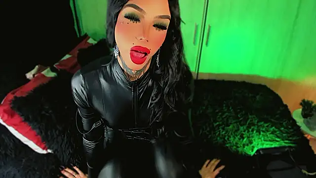 Snapshot of CALLME_GODDESS_ chatting on March 18, 12:25 am CALLME GODDESS online show from March 18, 12:25 am