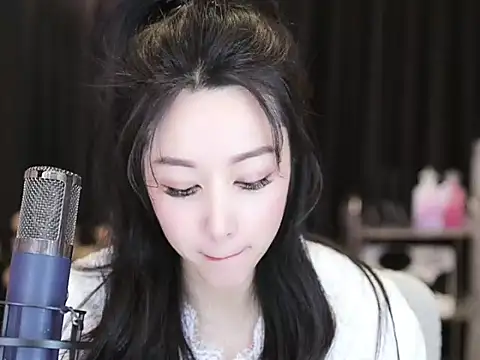 Nuyoah-77 online show from January 19, 7:04 pm