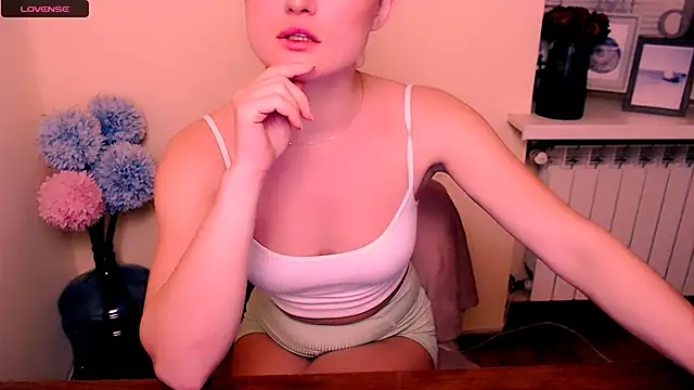 Felliciya online show from March 7, 11:51 am